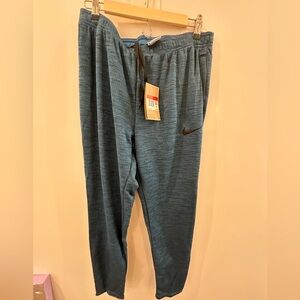 NIKE men’s joggers NWT